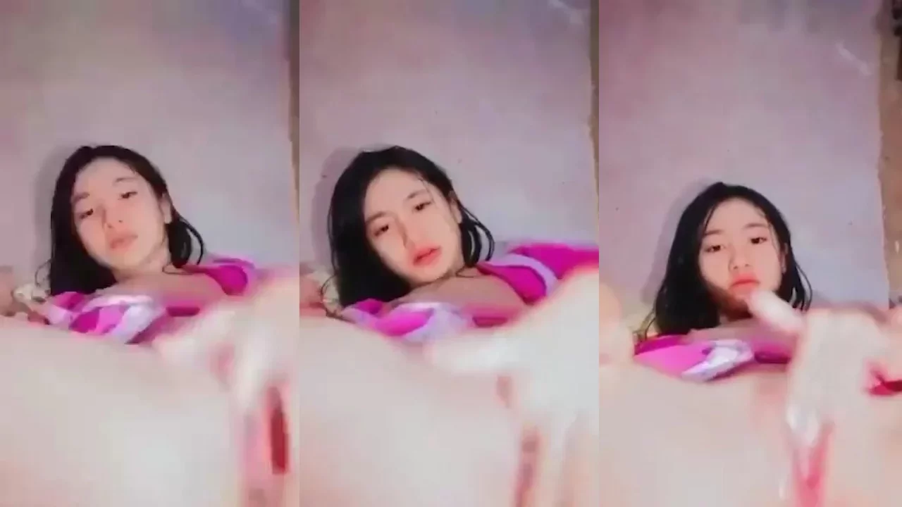 Bokep Indo Memek Bocil Masih Pink
