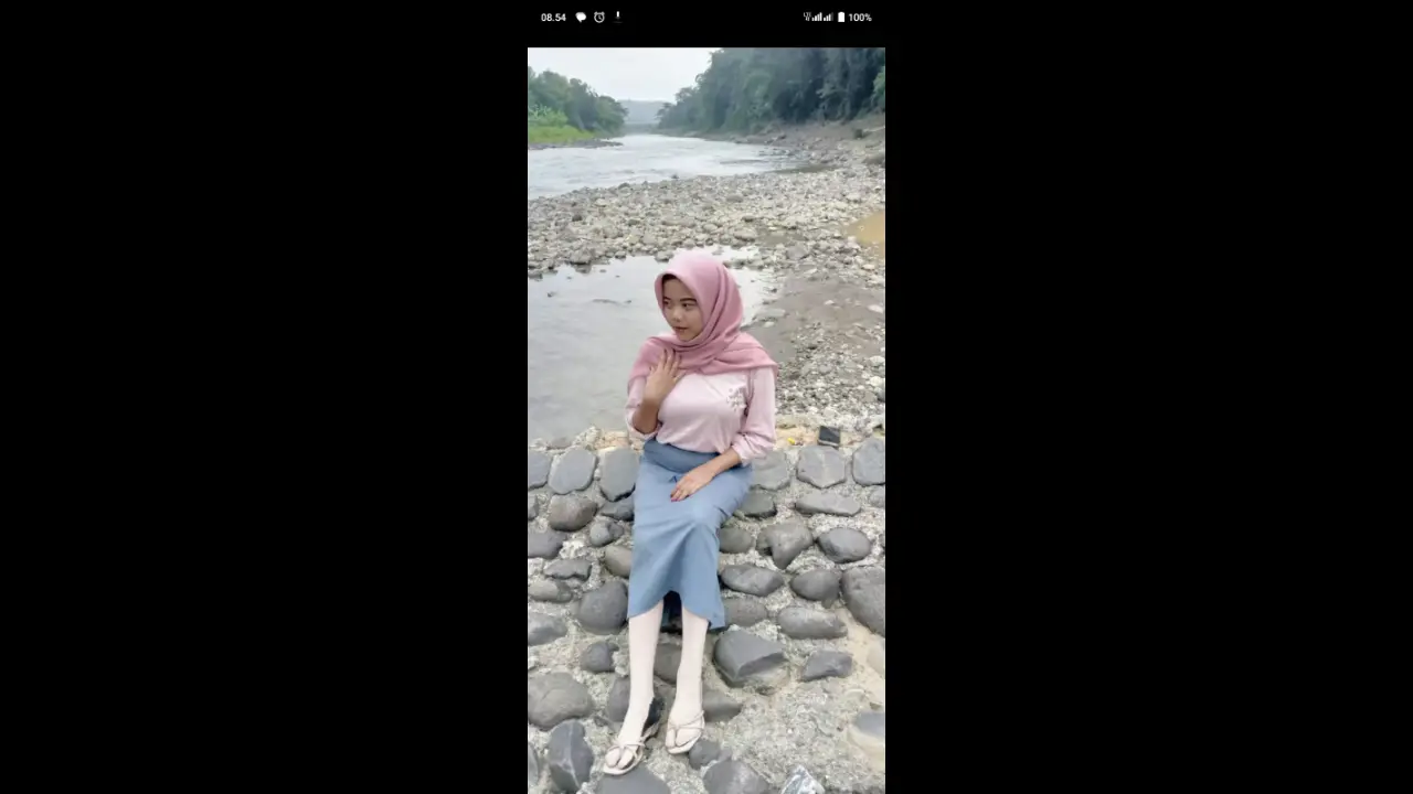 Di_Ruang_Tamu_Viral_Pulang_Kerja_Hijab_Cantik_-_
