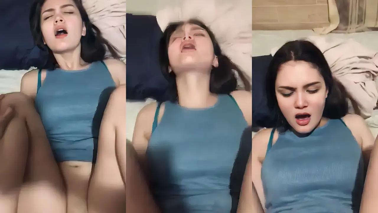 Perfect Horny Teen Girl