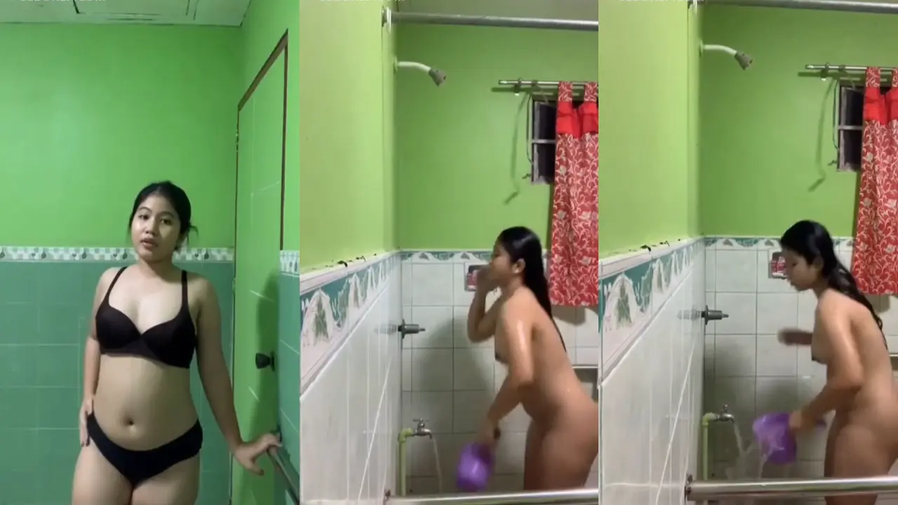 Dedek Sange Abis Mandi Langsung Ngocok Memek