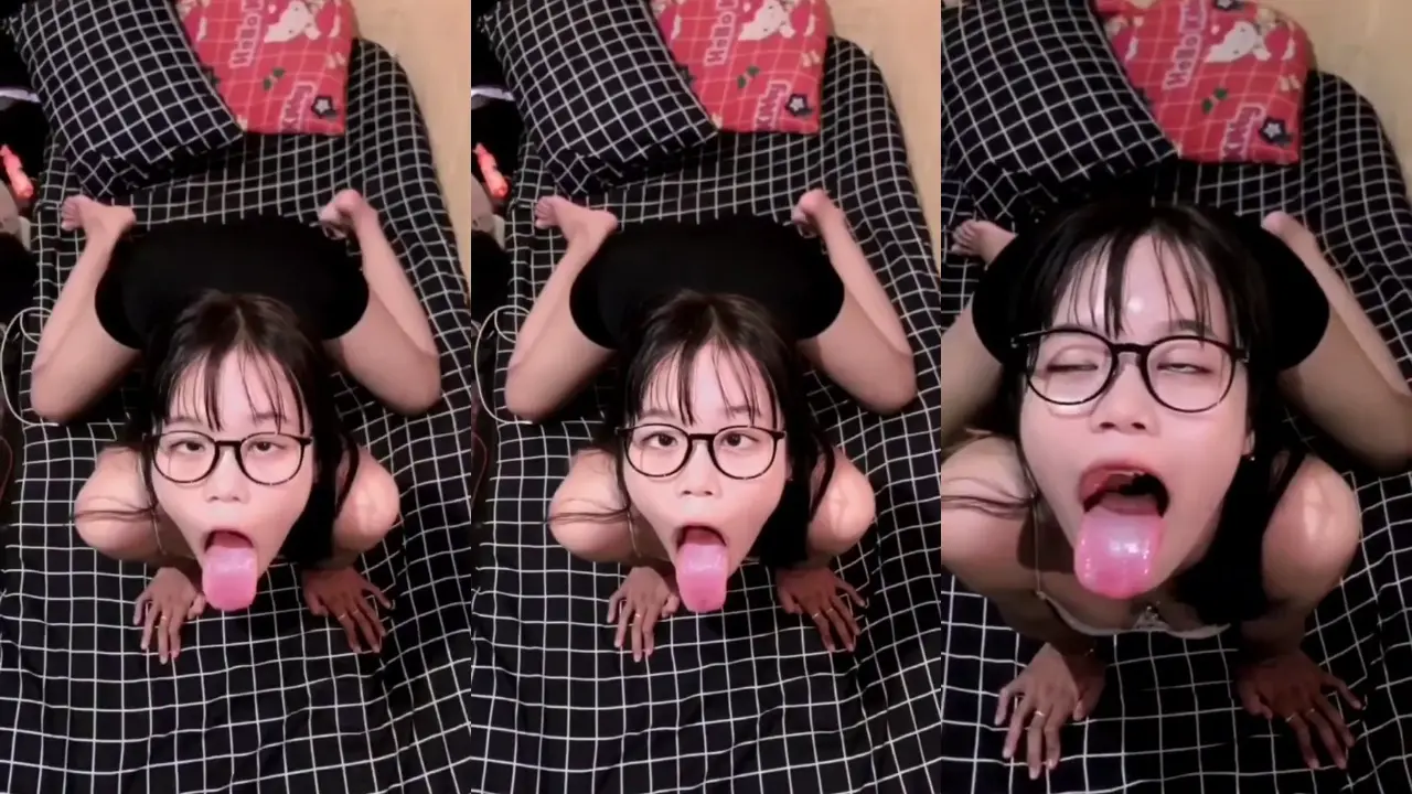 Dera Anjela Siap menerima pejuhmh sayang