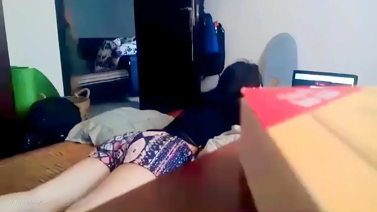 Lagi Asik Main Game Malah Diewe 