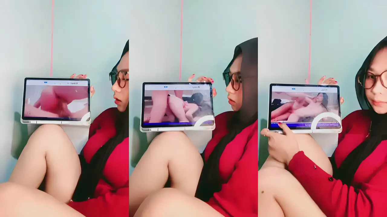 RahmaPutriHijaberLiveNontonBokep2