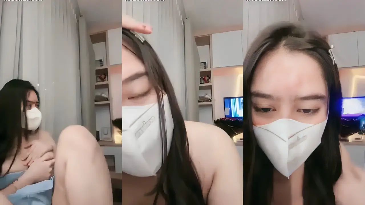 Bella Host Genit Pamer Payudara Montok Mango