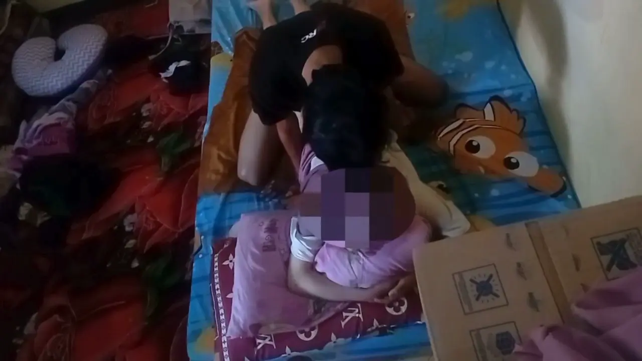 aku entot adik ku saat dia pulang sekolah tubuh nya putih mulus