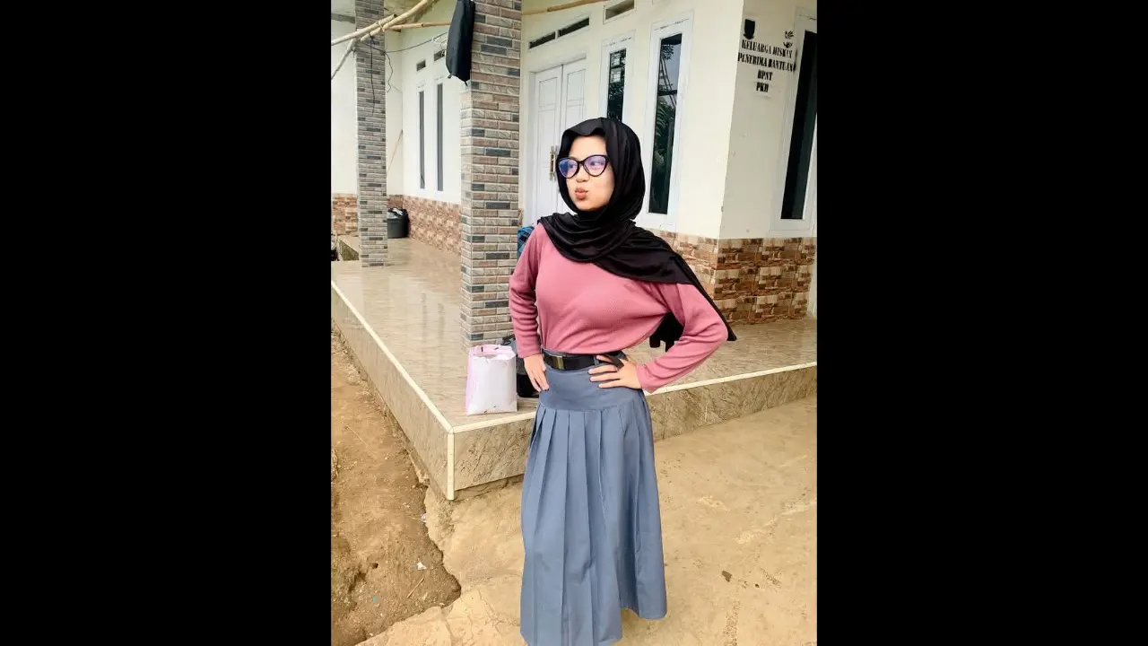 bunga nyepong pacar viral