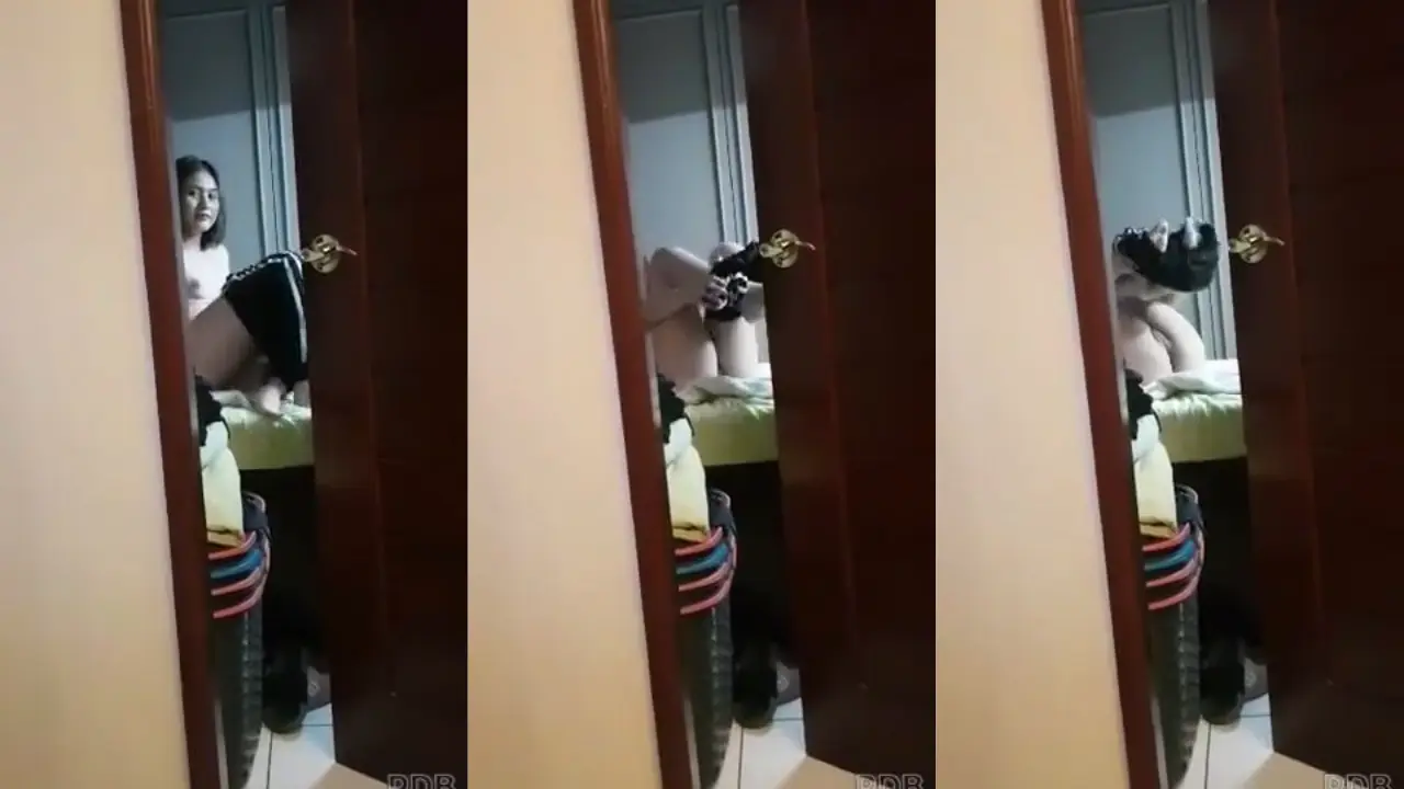 Ngintipin adek eh malah di ajak sekalian 