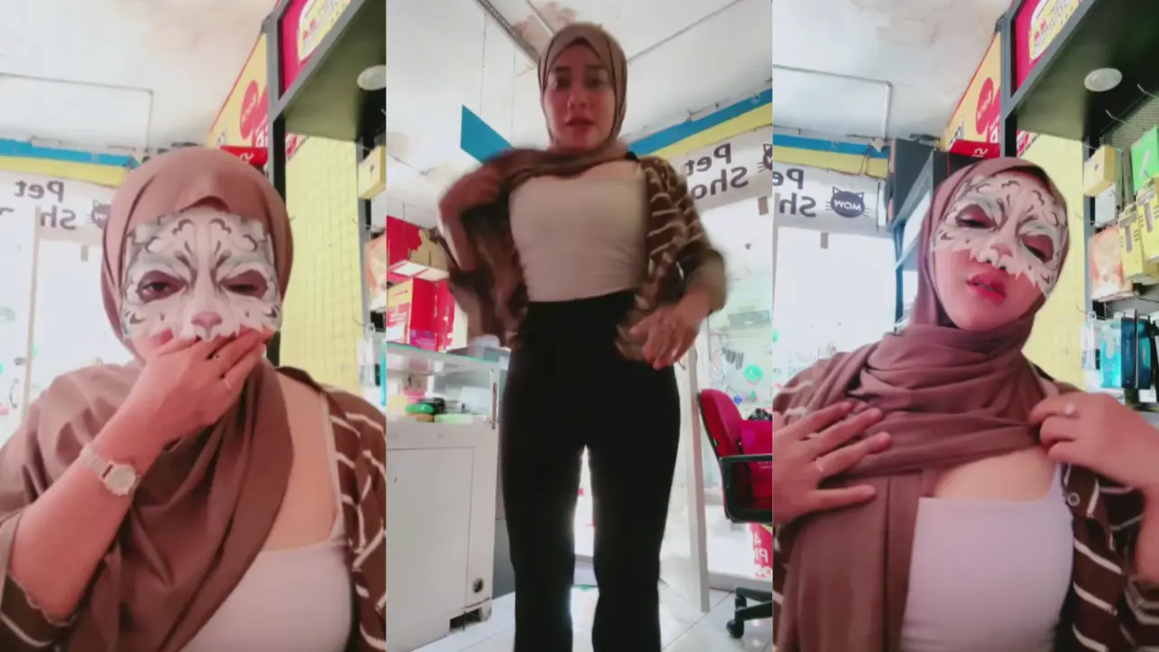 Suci Hijab Penjaga warungNekat Ngemut DiTrmpt sambil Pamer aaset