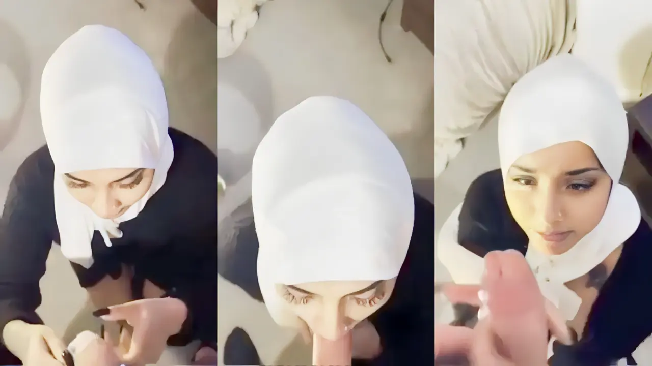 Bokep_Kocokan_Mamih_Hijab_Blasteran_Malay_Crot_Muka.mp4