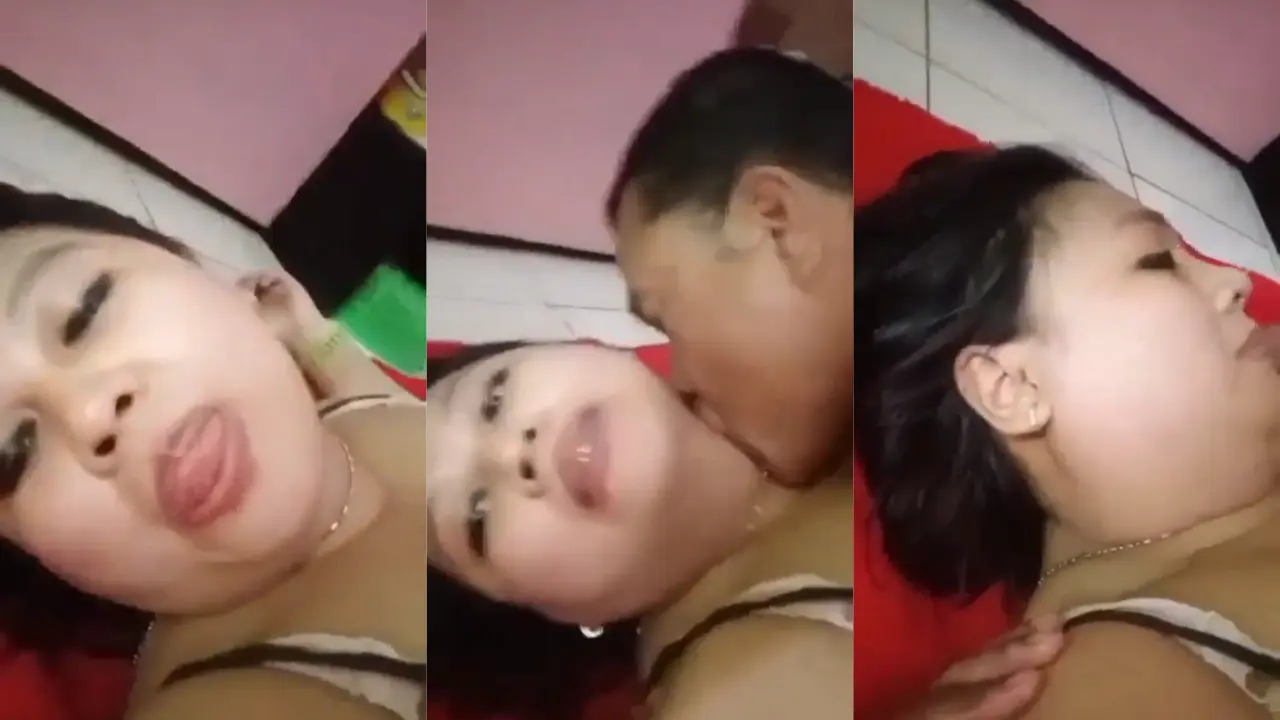 Menikmati Memek Tembem STW Gemoy