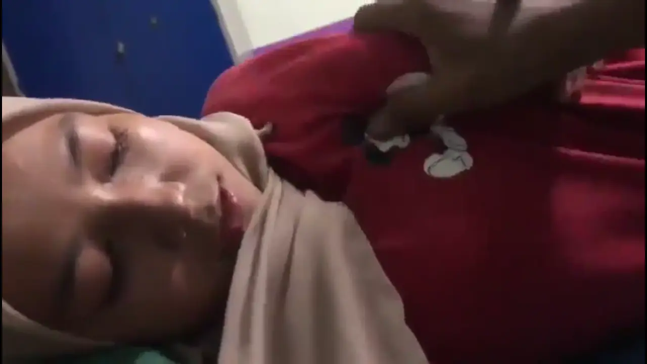 kuat kuat yank biar enak remes nya