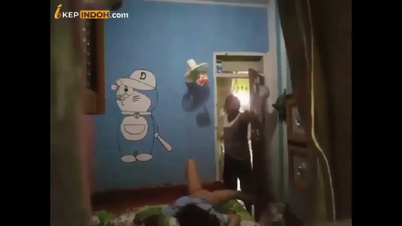 Nurutin ayah dulu
