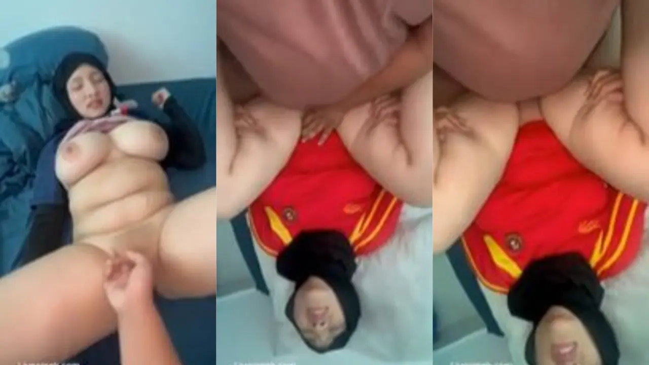 Jilbab atlit voli pasrah ketika di ewe