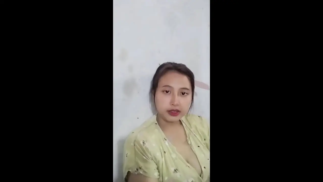 Aku_Gigit_Yahh_Kontolnya