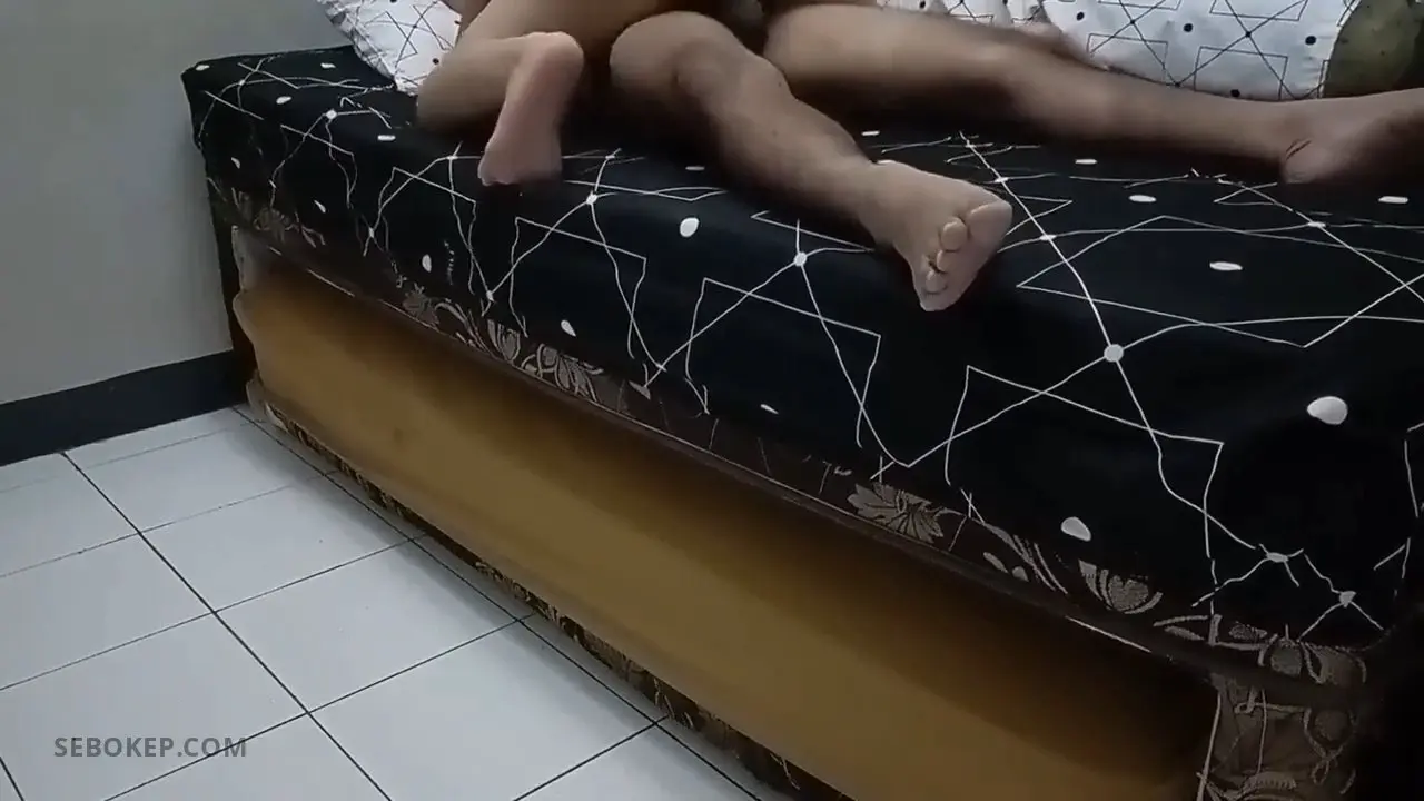 Ngewe Cewek BO Panlok Cantik Semok