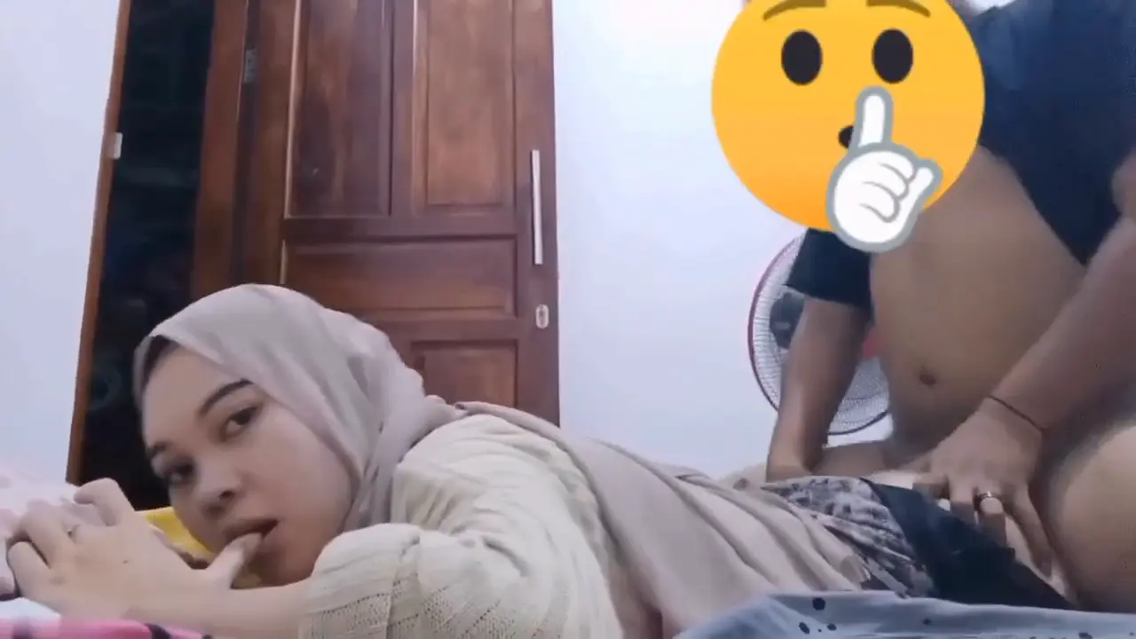 Pijet refleksi dari belakang,sedaaappppp