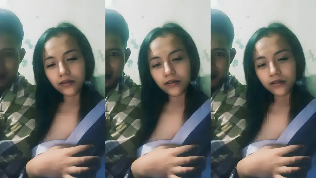 Sari Bahagia ngewe walau beralaskan tikar