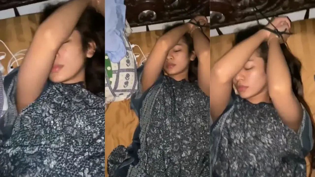Bokep_Terbaru_-_Jam_2_Lagi_Enak_Tidur_Malah_Dimasukin