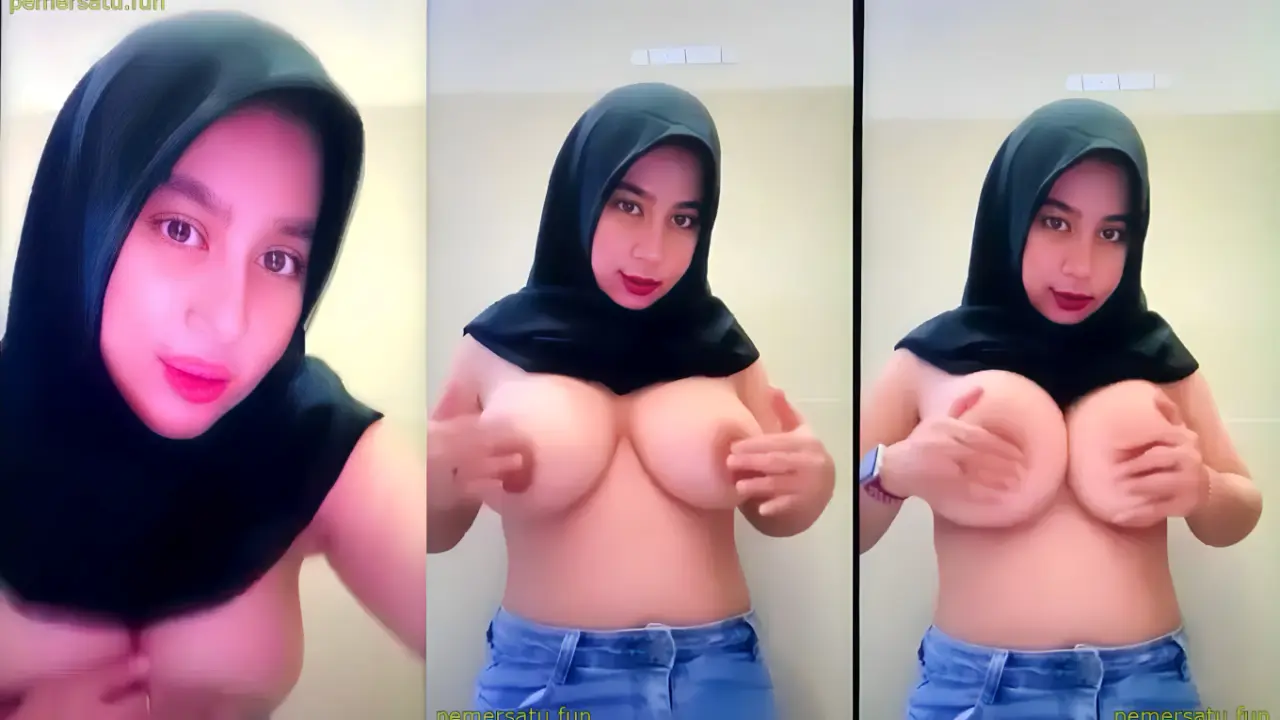 Hijab cantik mulus remas nenen