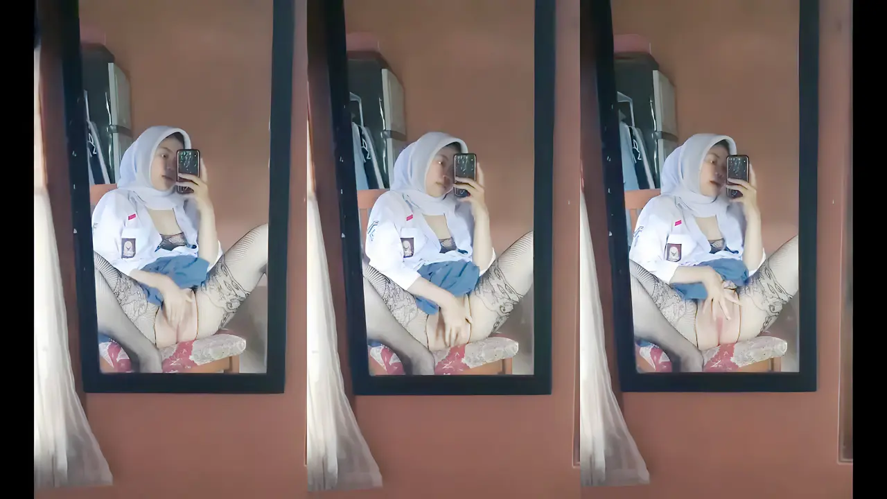 hijab_di_depan_cermin