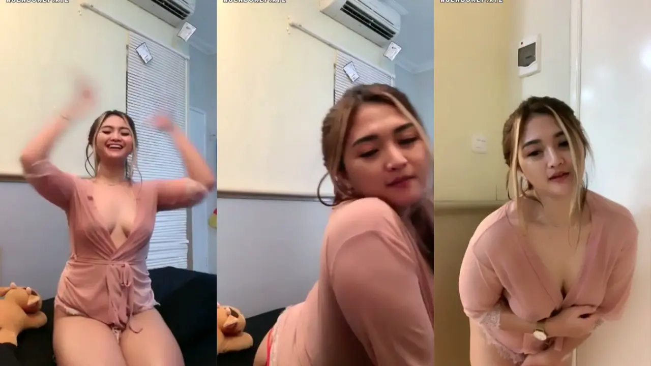 Zara_Ngangkang_Remas_Buah_Dada_Puting_Coklat.mp4