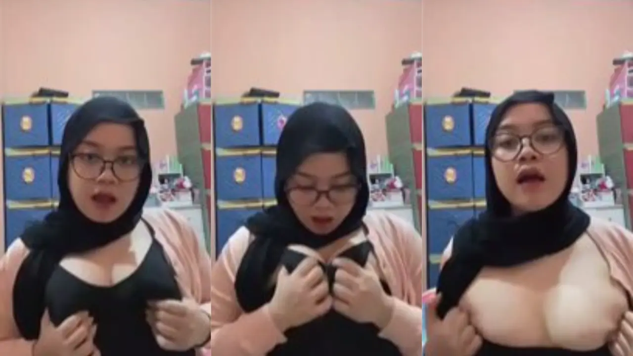 Hijab kacamata remes toket (240)