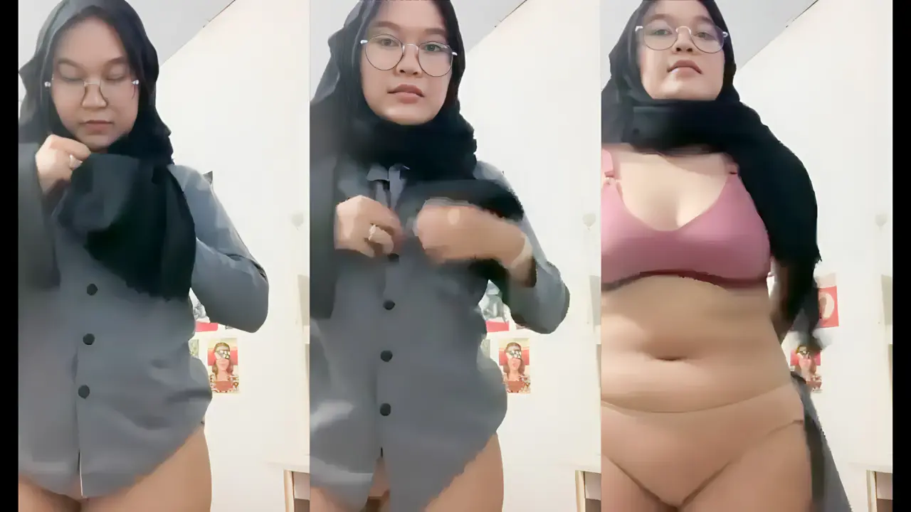 Hijab hitam kacamata belajar colmek