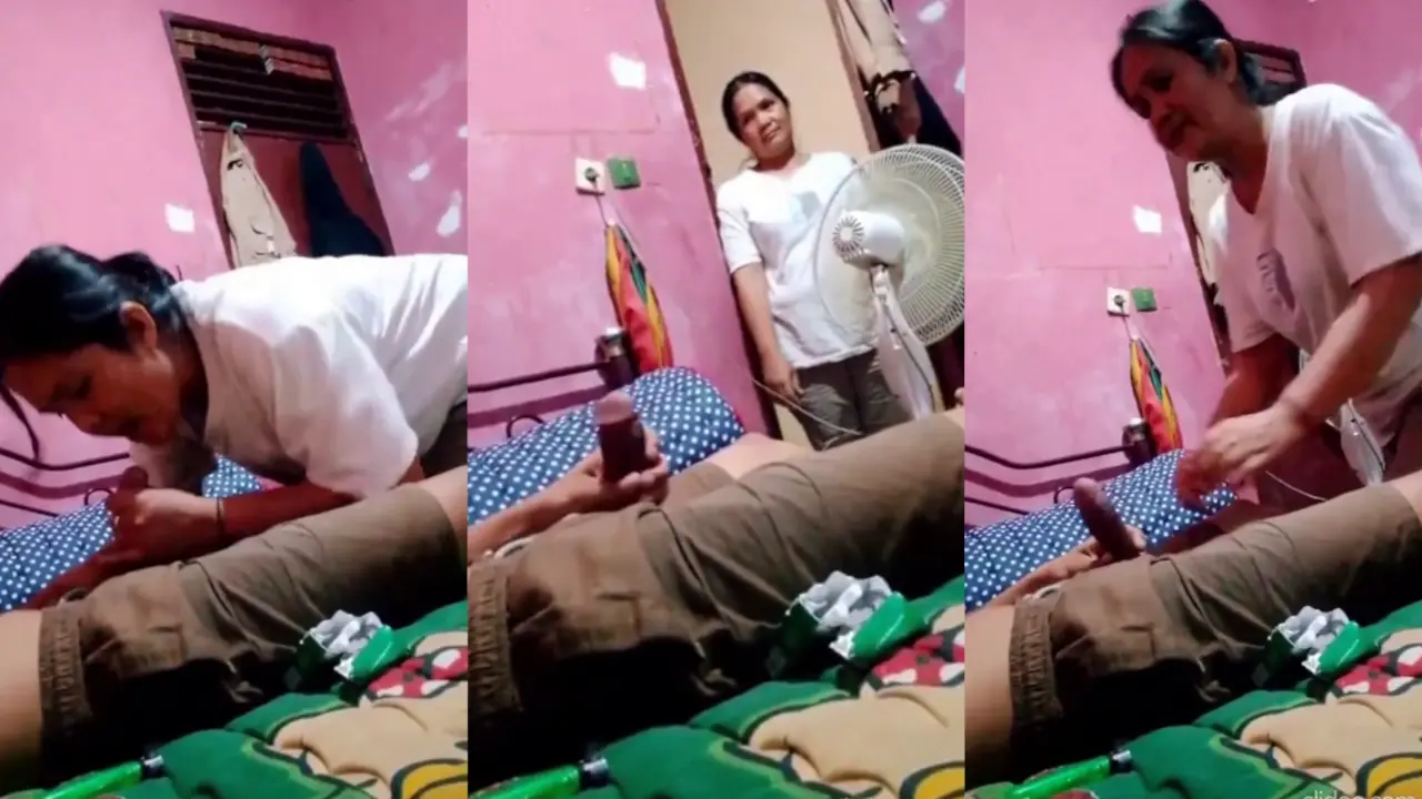 Ketahuan sedang coli