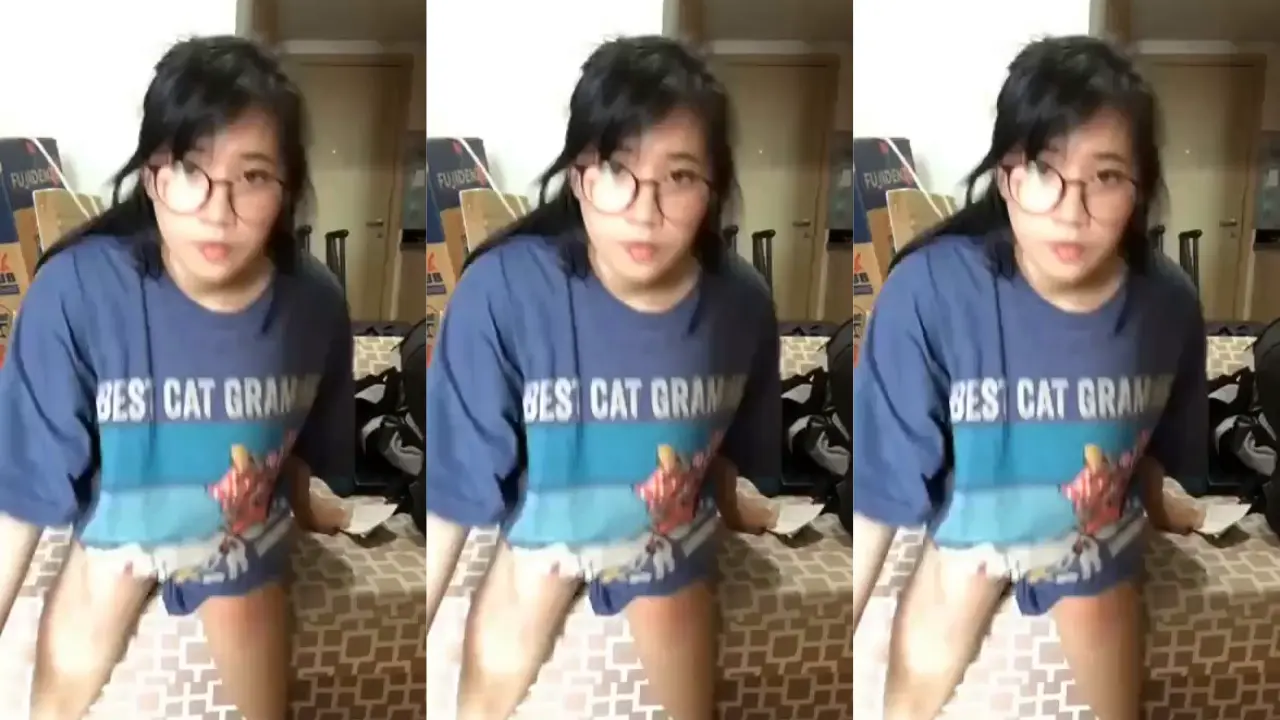 Yang lagi viral cindo diruang tamu